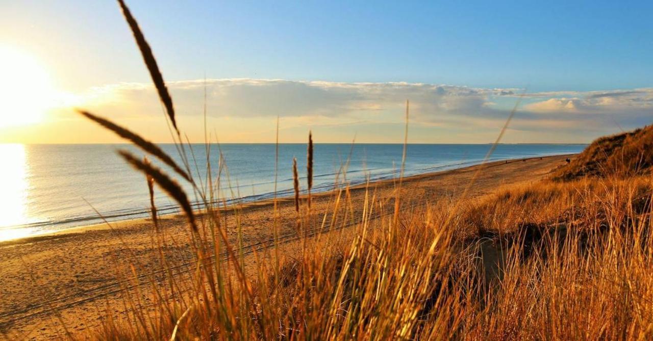 Maison "Pivoine" Proche De La Plage Le Bois-Plage-en-Ré Exteriör bild